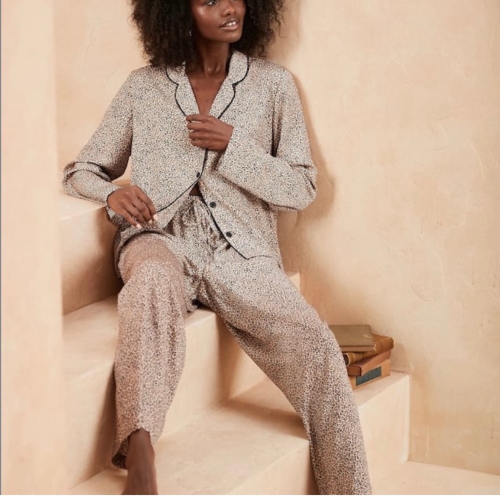 Leopard print satin pajama set